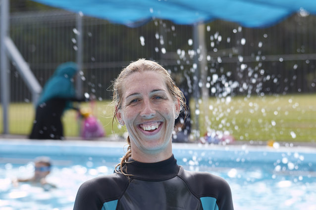 HeleneAitchison_TurtleSwimSchool_Papamoa